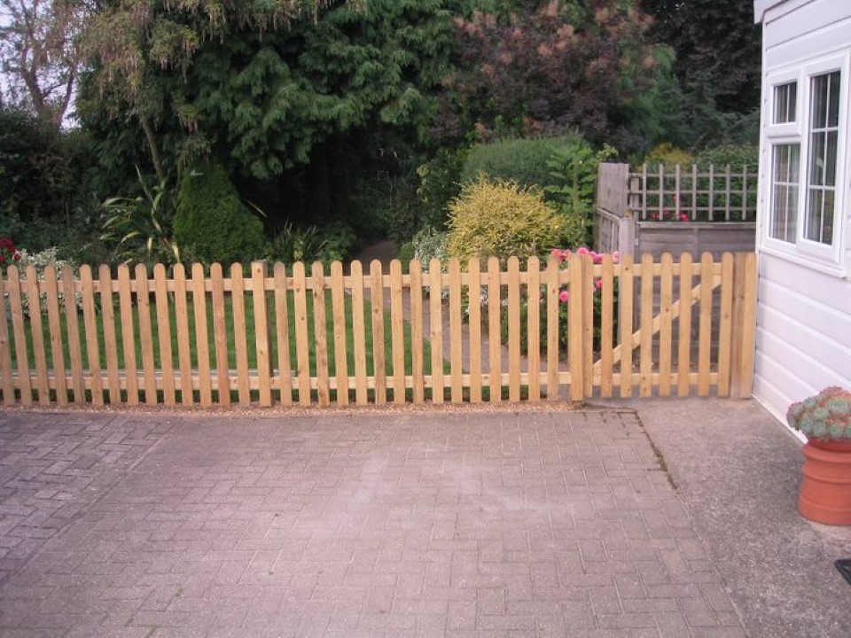 Palisade Gates featured iamge