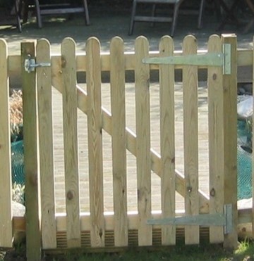 Palisade Ledged and Braced Single Gate featured iamge